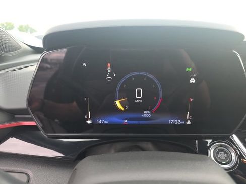 Used 2025 Chevrolet Trax RS w/ Driver Confidence Package FWD image 27