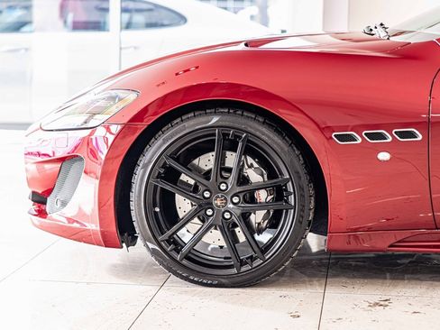 Used 2017 Maserati GranTurismo Sport image 8