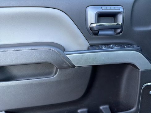 Used 2018 Chevrolet Silverado 2500 LTZ w/ Duramax Plus Package image 12