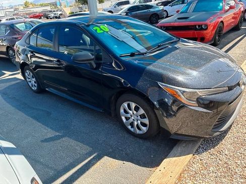 Used 2024 Toyota Corolla LE FWD image 2