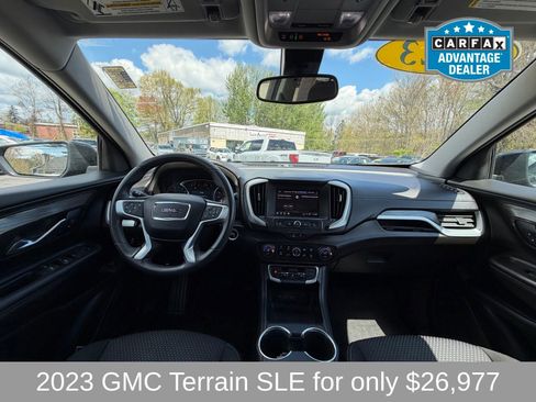 Used 2023 GMC Terrain SLE w/ Driver Convenience Package AWD/4WD image 16