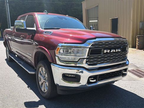 Used 2024 RAM 2500 Limited AWD/4WD image 3