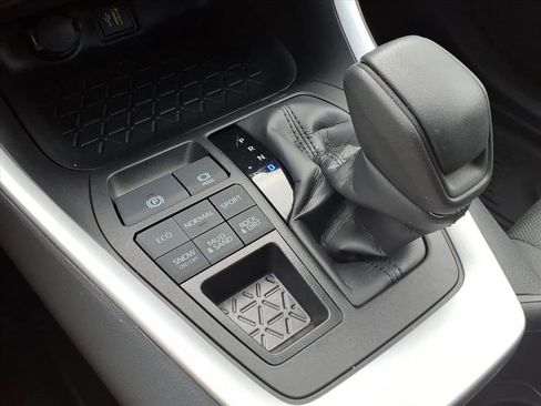 Certified 2023 Toyota RAV4 XLE w/ Convenience Package AWD/4WD image 27