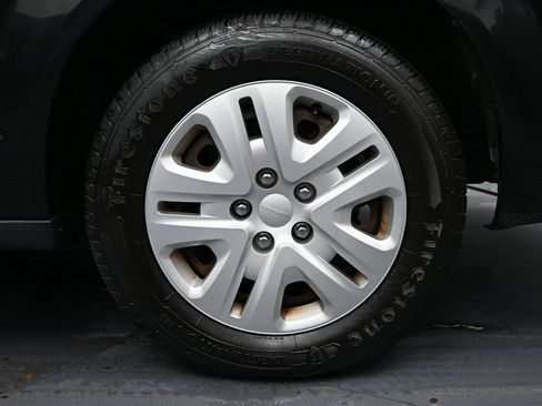 Used 2017 Dodge Grand Caravan SE w/ Power Window Group image 12