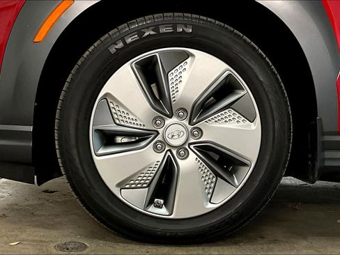 Used 2020 Hyundai Kona Ultimate image 12