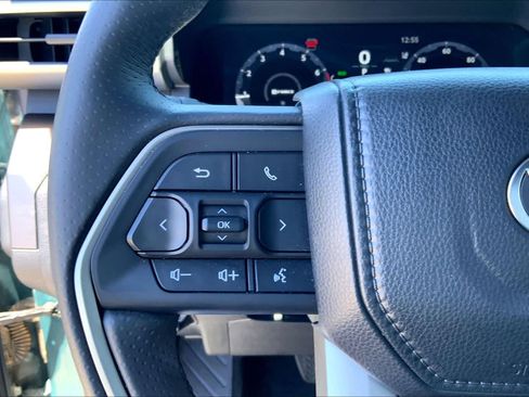 Used 2025 Toyota 4Runner TRD Off-Road AWD/4WD image 23