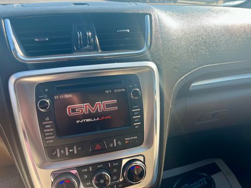 Used 2015 GMC Acadia SLT w/ Open Road Package FWD image 16