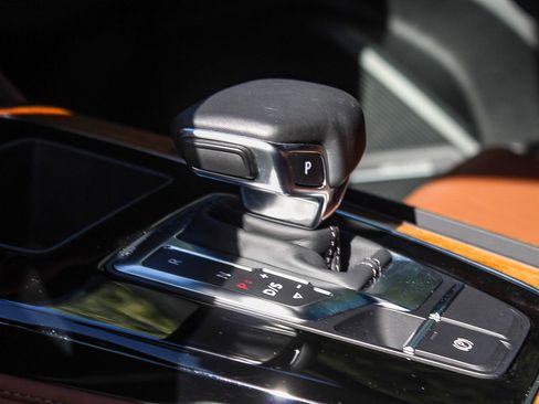 Used 2021 Audi Q5 e Prestige w/ Prestige Package image 22