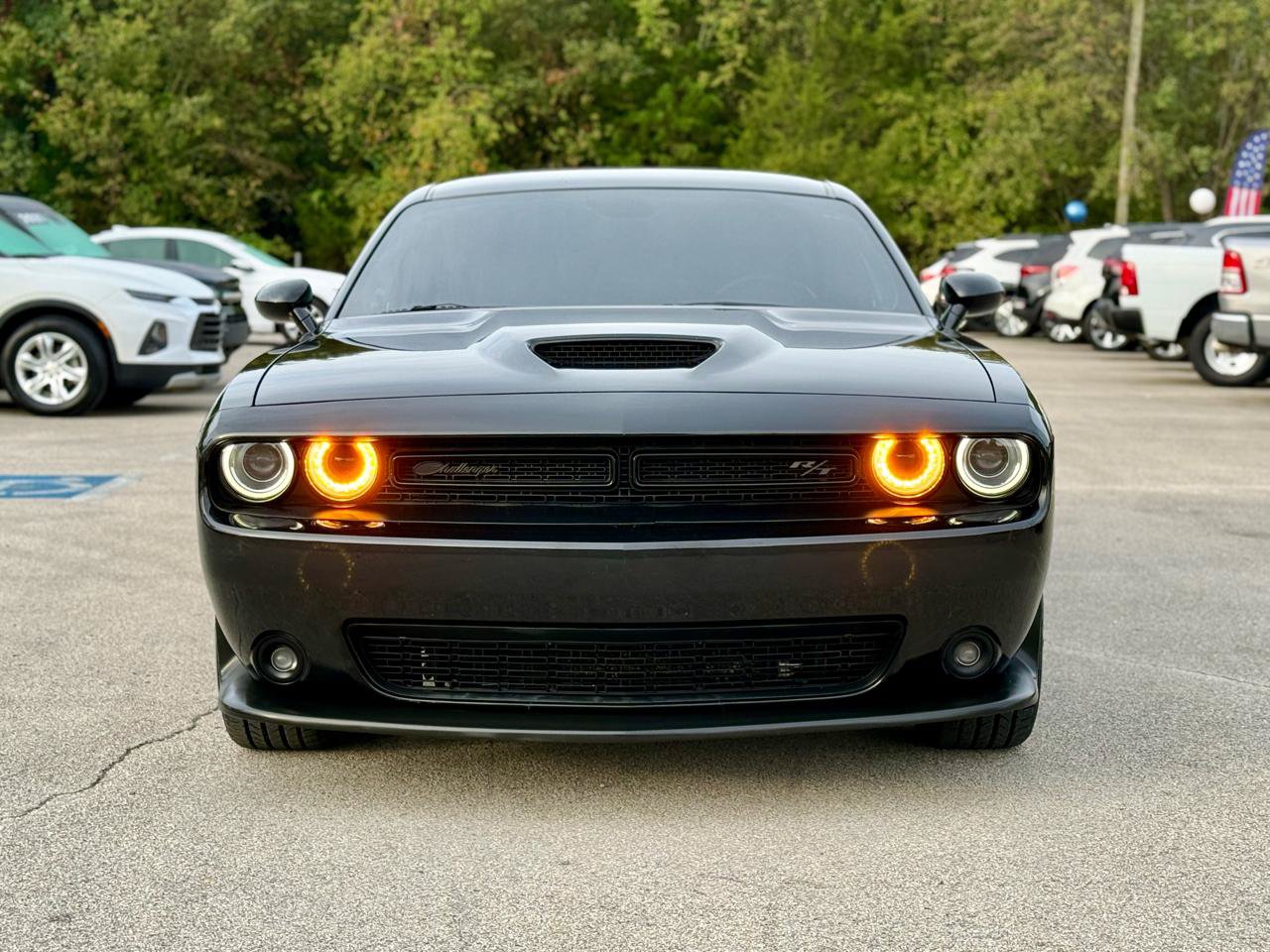 Used 2019 Dodge Challenger R/T RWD image 6