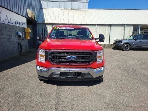 Used 2022 Ford F150 XL w/ Trailer Tow Package image 3
