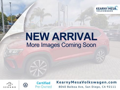 Used 2022 Volkswagen Taos SE FWD image 1
