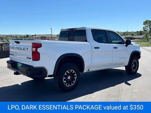 Used 2023 Chevrolet Silverado 1500 ZR2 w/ Technology Package AWD/4WD image 6