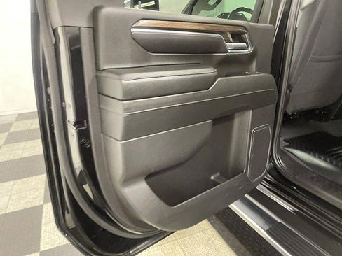 Used 2024 Chevrolet Silverado 2500 LT w/ Convenience Package AWD/4WD image 11