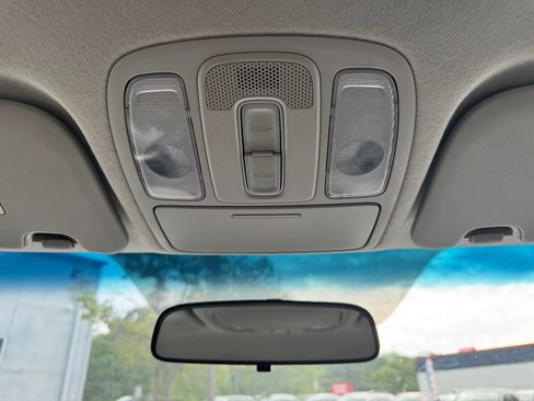 Used 2014 Kia Soul FWD image 17