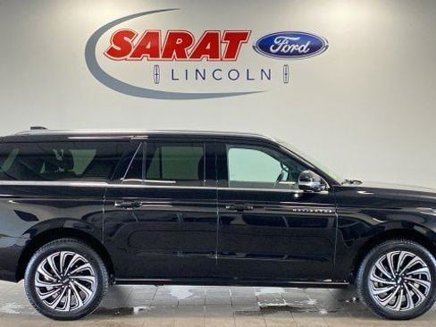 Certified 2026 Lincoln Navigator L Black Label AWD/4WD image 1