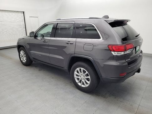 Used 2021 Jeep Grand Cherokee Laredo AWD/4WD image 3