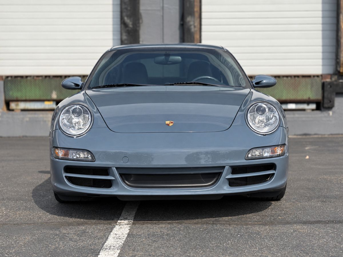 Used 2006 Porsche 911 Carrera S RWD image 2