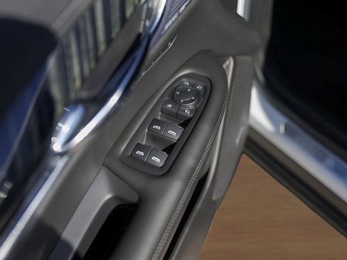 Certified 2023 Cadillac XT6 Premium Luxury w/ Technology Package image 25