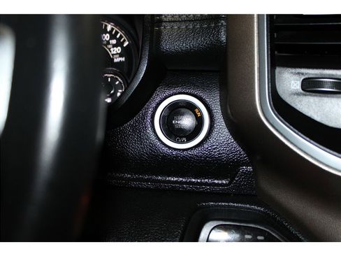 Used 2020 RAM 1500 Laramie image 32