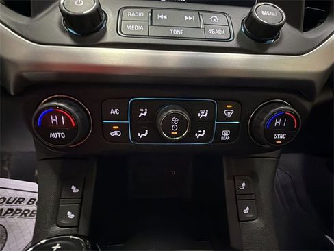 Certified 2018 GMC Acadia SLT image 19