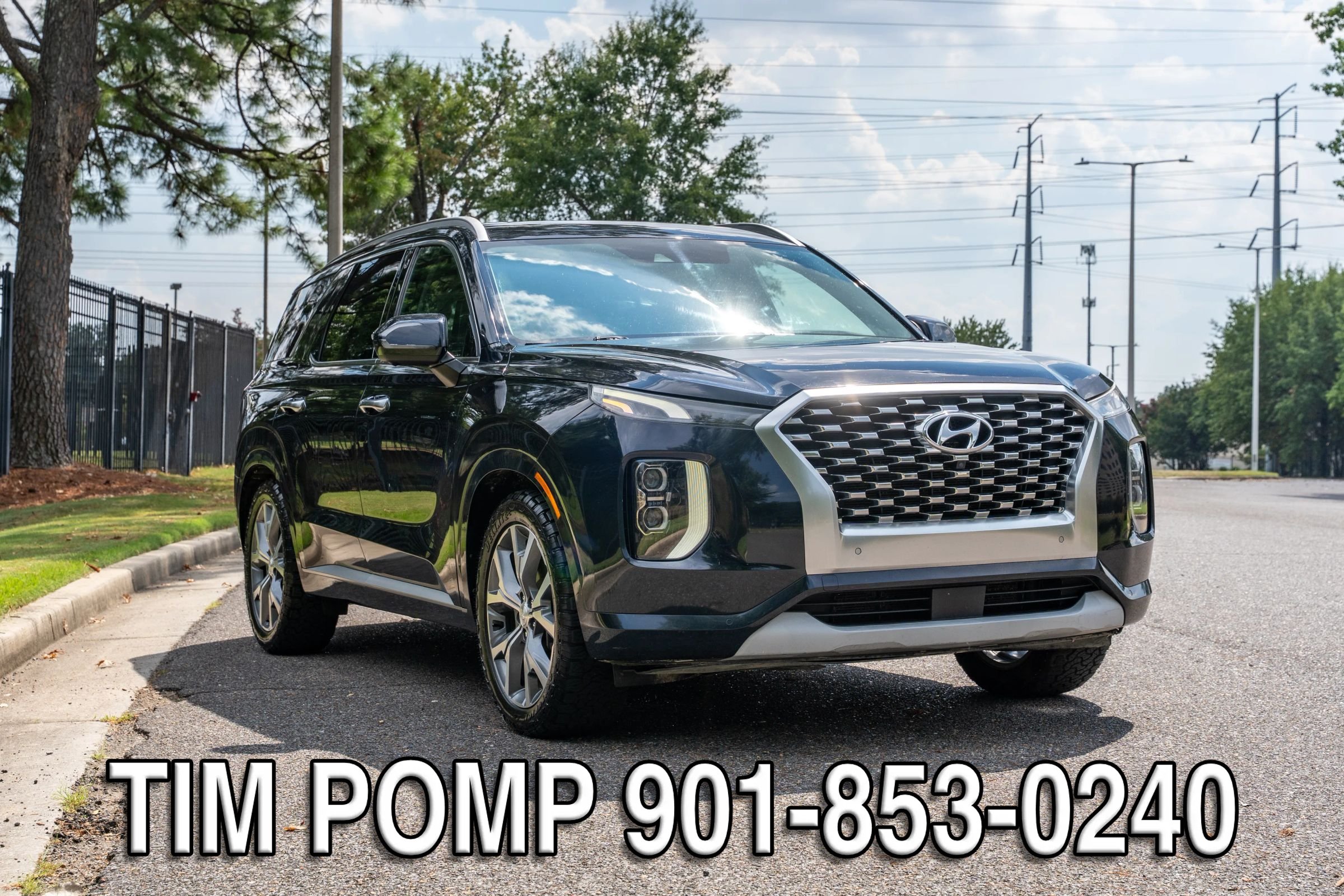 Used 2021 Hyundai Palisade Limited FWD image 3
