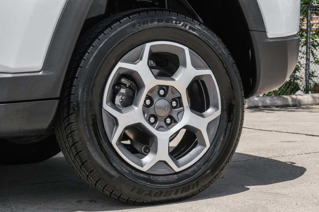 Used 2022 Jeep Compass Trailhawk w/ Trailhawk Elite Group AWD/4WD image 74