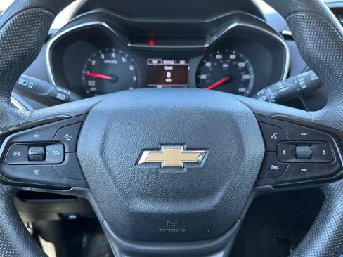 Used 2023 Chevrolet TrailBlazer LT AWD/4WD image 24