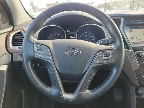 Used 2017 Hyundai Santa Fe Limited image 21