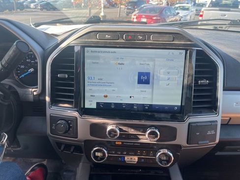 Certified 2022 Ford F250 Lariat w/ Chrome Package image 26