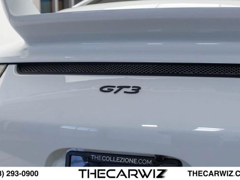 Used 2015 Porsche 911 GT3 RWD image 27