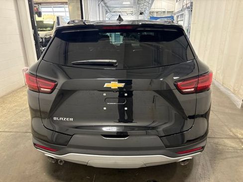Used 2024 Chevrolet Blazer LT w/ LPO, Floor Liner Package FWD image 5