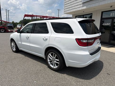 Used 2024 Dodge Durango GT RWD image 6