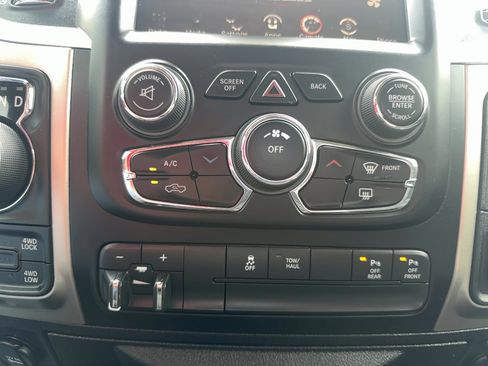 Used 2015 RAM 1500 Big Horn AWD/4WD image 16