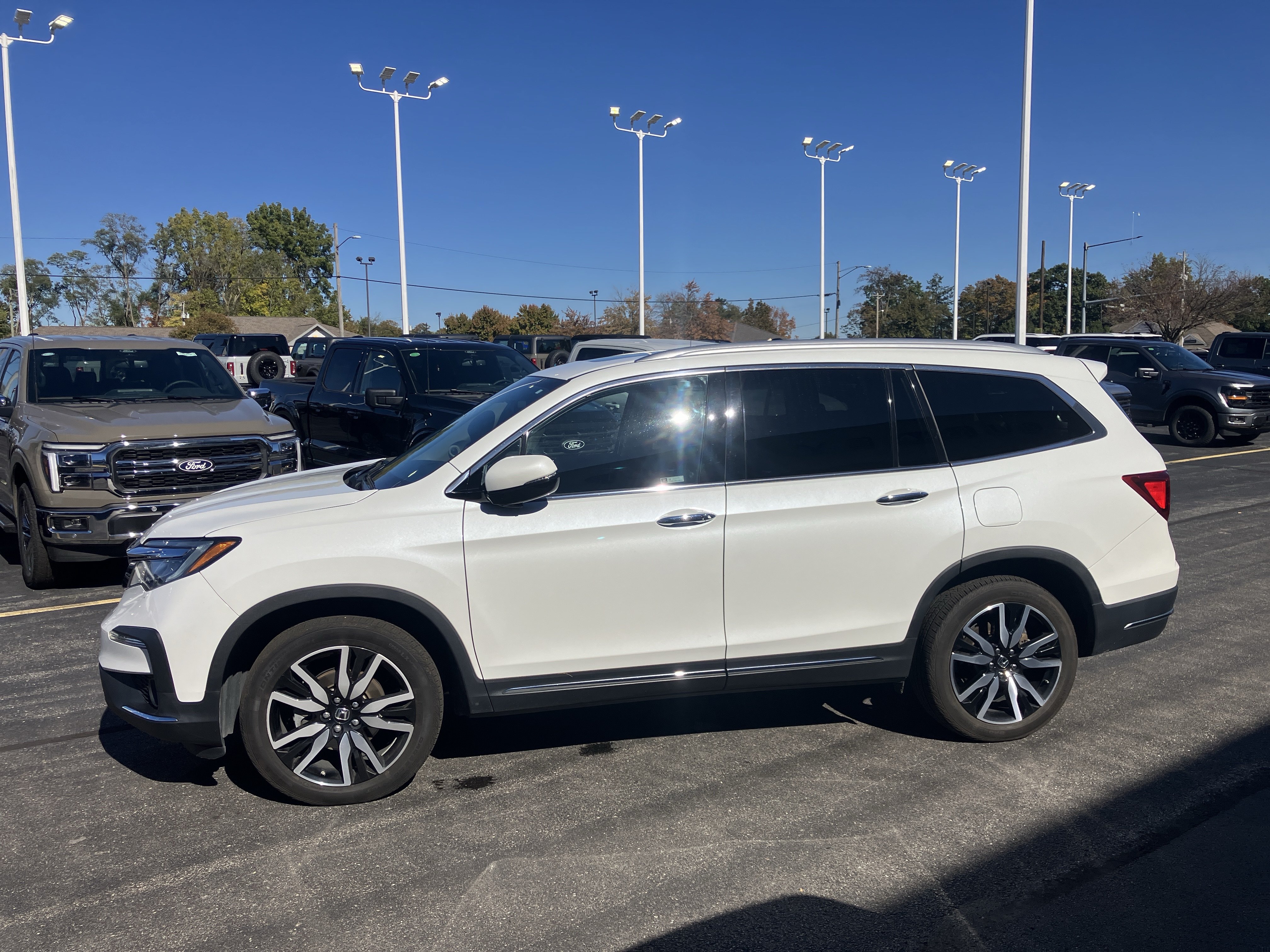 Used 2021 Honda Pilot Elite image 4