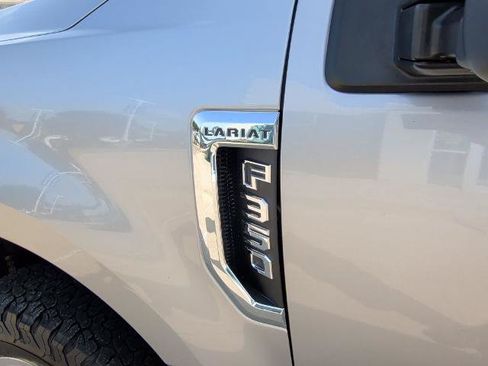 Certified 2022 Ford F350 Lariat w/ Lariat Value Package AWD/4WD image 39
