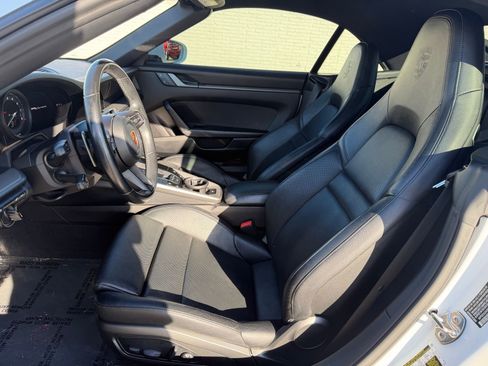 Used 2023 Porsche 911 Carrera image 20