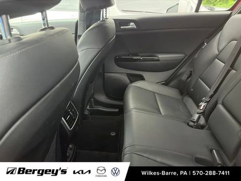 Used 2021 Kia Sportage S w/ S AWD Premium Package image 9
