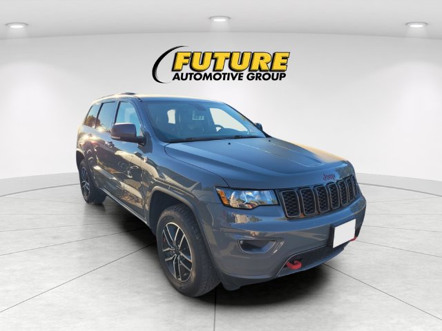 Used 2019 Jeep Grand Cherokee Trailhawk AWD/4WD image 1
