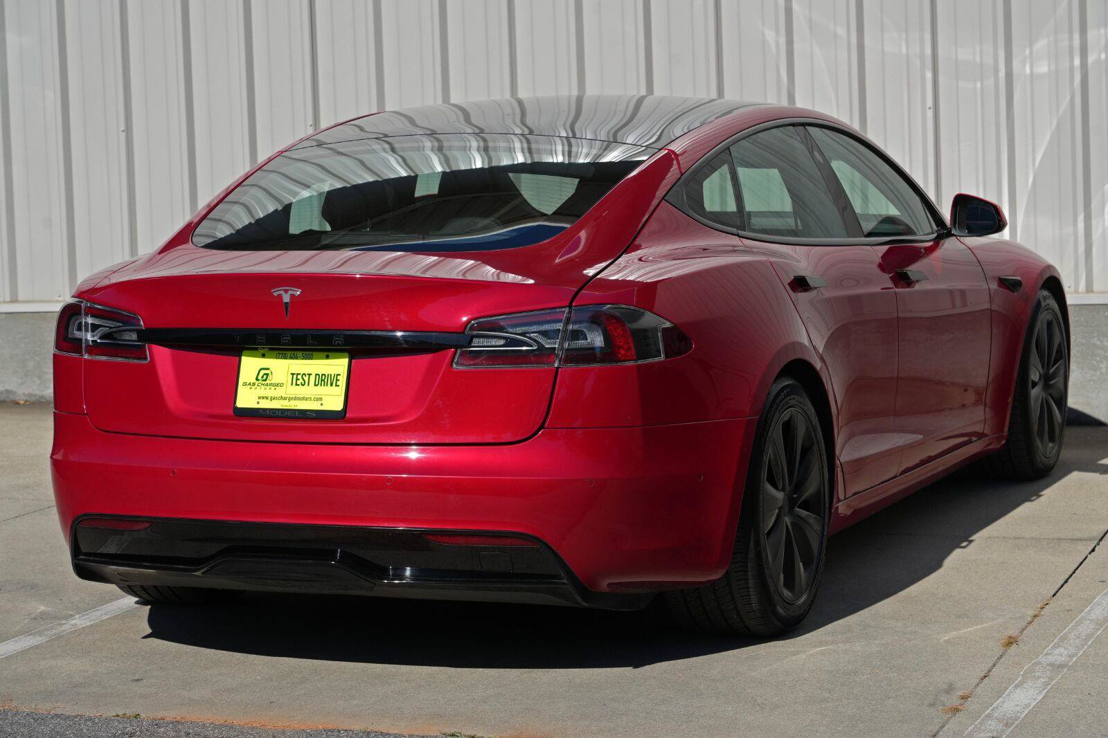 Used 2022 Tesla Model S AWD/4WD image 57