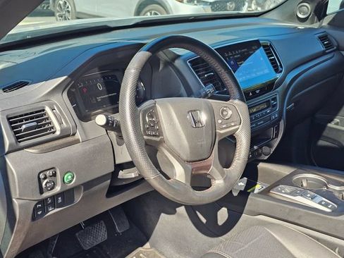 Used 2024 Honda Passport TrailSport image 7