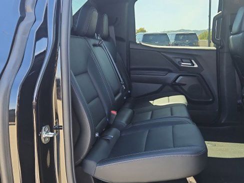 Used 2025 Chevrolet Silverado EV LT w/ LT Premium Package AWD/4WD image 27