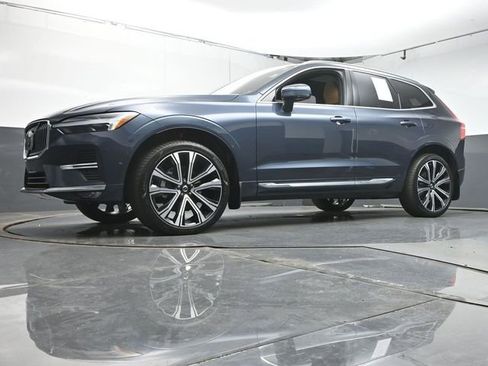 Used 2023 Volvo XC60 B5 Ultimate w/ Climate Package AWD/4WD image 35