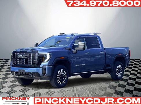 Used 2025 GMC Sierra 3500 Denali Ultimate AWD/4WD image 1