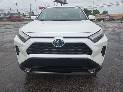 Used 2024 Toyota RAV4 SE AWD/4WD image 3