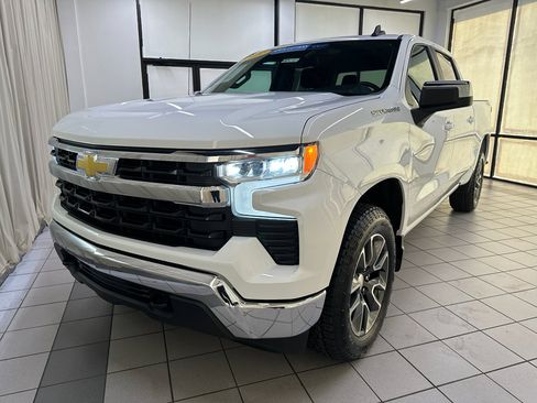 Certified 2022 Chevrolet Silverado 1500 LT image 10