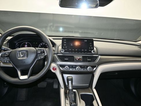 Used 2019 Honda Accord LX image 18