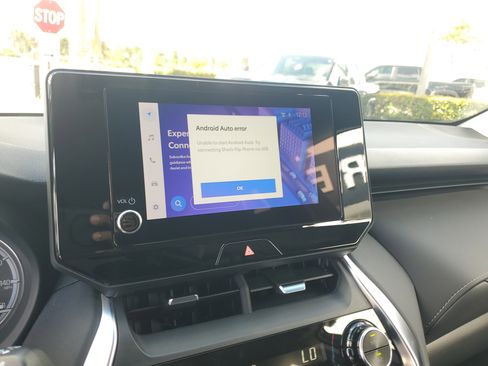 Used 2024 Toyota Venza LE image 24