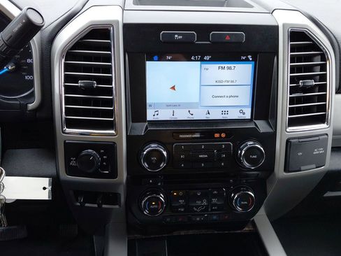 Used 2017 Ford F350 Lariat image 31