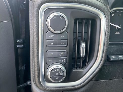 Used 2019 GMC Sierra 1500 Denali w/ Denali Ultimate Package AWD/4WD image 15