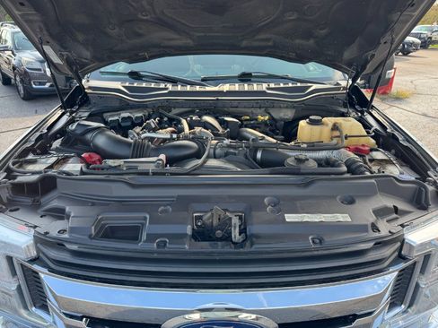 Used 2018 Ford F250 XLT w/ XLT Value Package AWD/4WD image 22